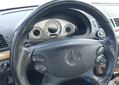 2007 Mercedes-Benz E 350 z USA, uszkodzony, nr VIN WDBUF56X17B057077